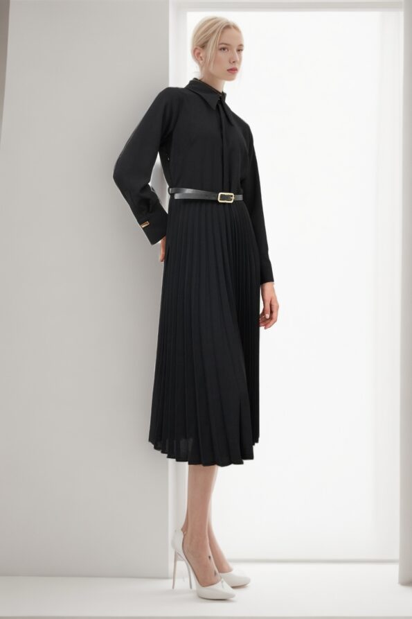 Siyah Gömlek Yaka Pile Detaylı Kemerli Elbise ST090W40200601